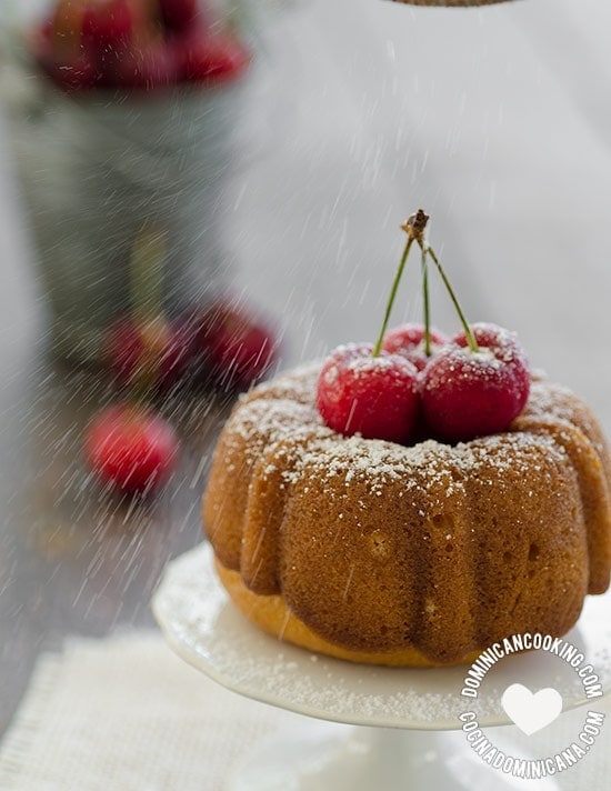 Honey, Cherry and Rum Cake 