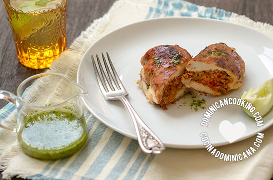 Stuffed Chicken Breasts Recipe: A simple dish with an attractive presentation, and with easy-to-find ingredients that you probably have around the house.