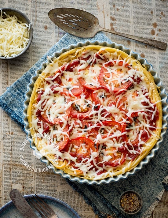 Spaghetti, Tomato and 3 Cheeses Pasta Pie Recipe