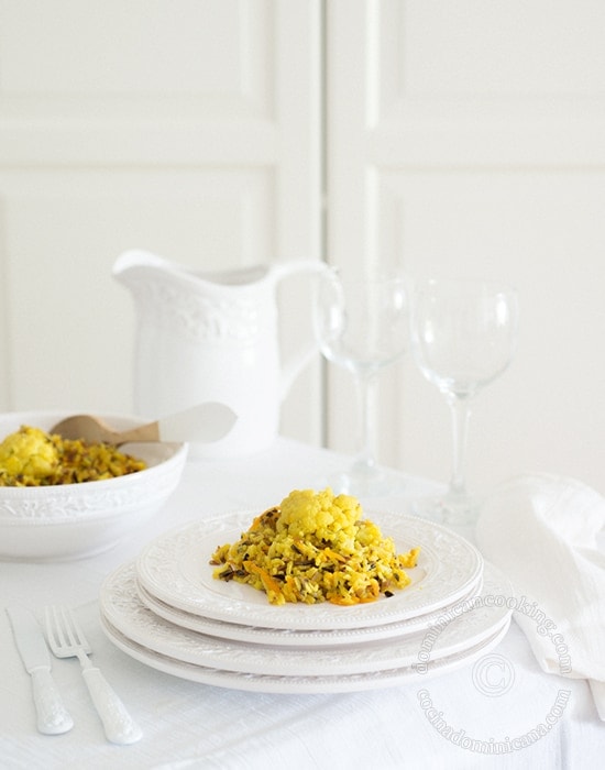 Spiced wild rice mix with cauliflower