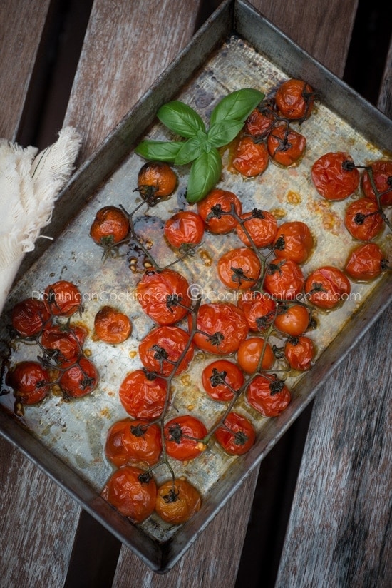 Roasted tomato vegan pasta