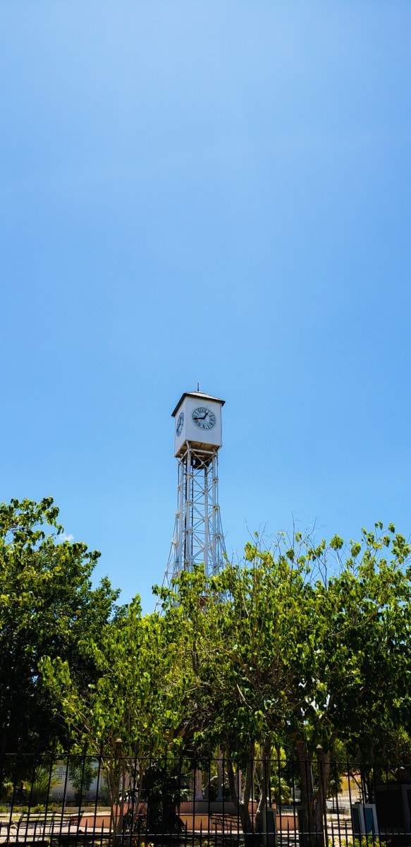 El reloj (clock tower) Montecristi