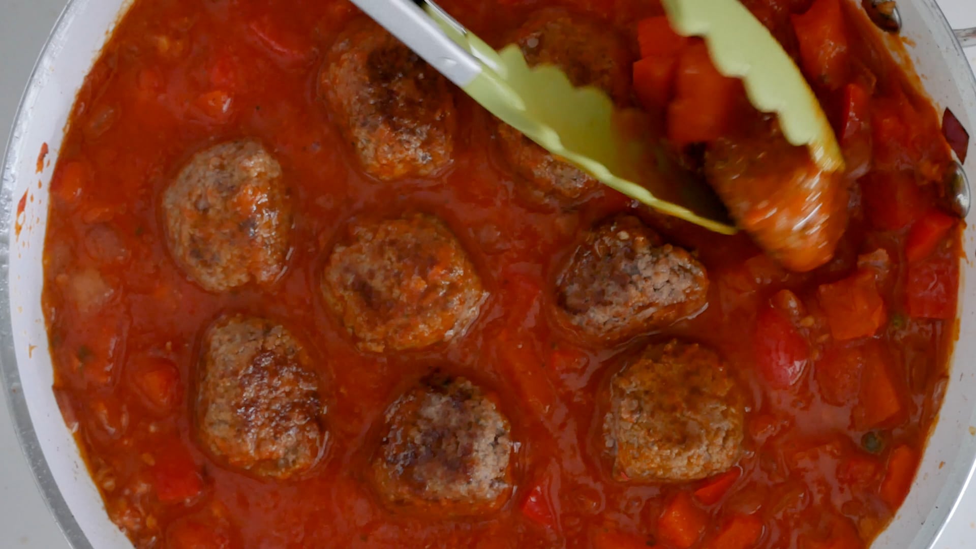 Flipping albondigas