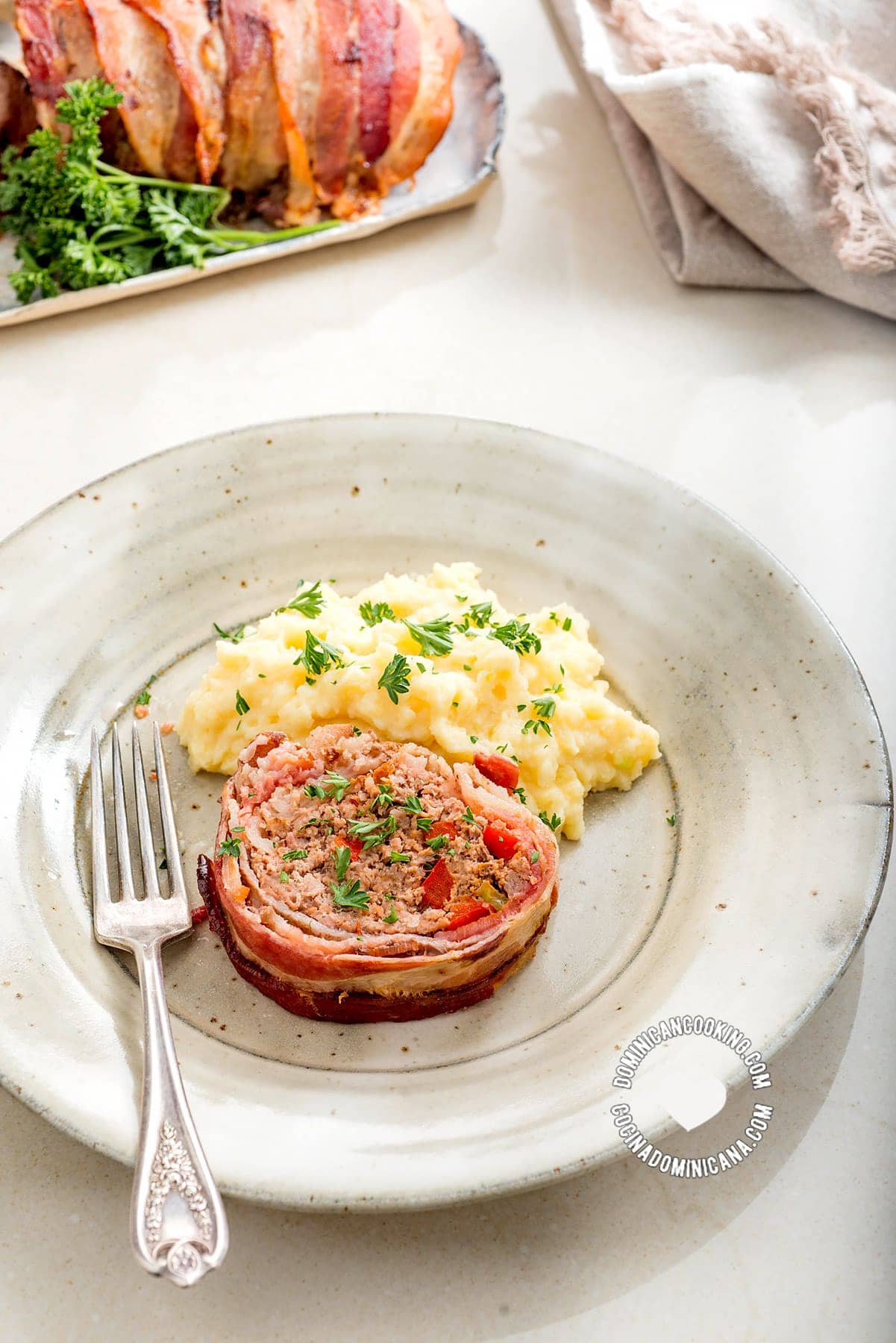 Albondigón (Latino-Style Meatloaf)