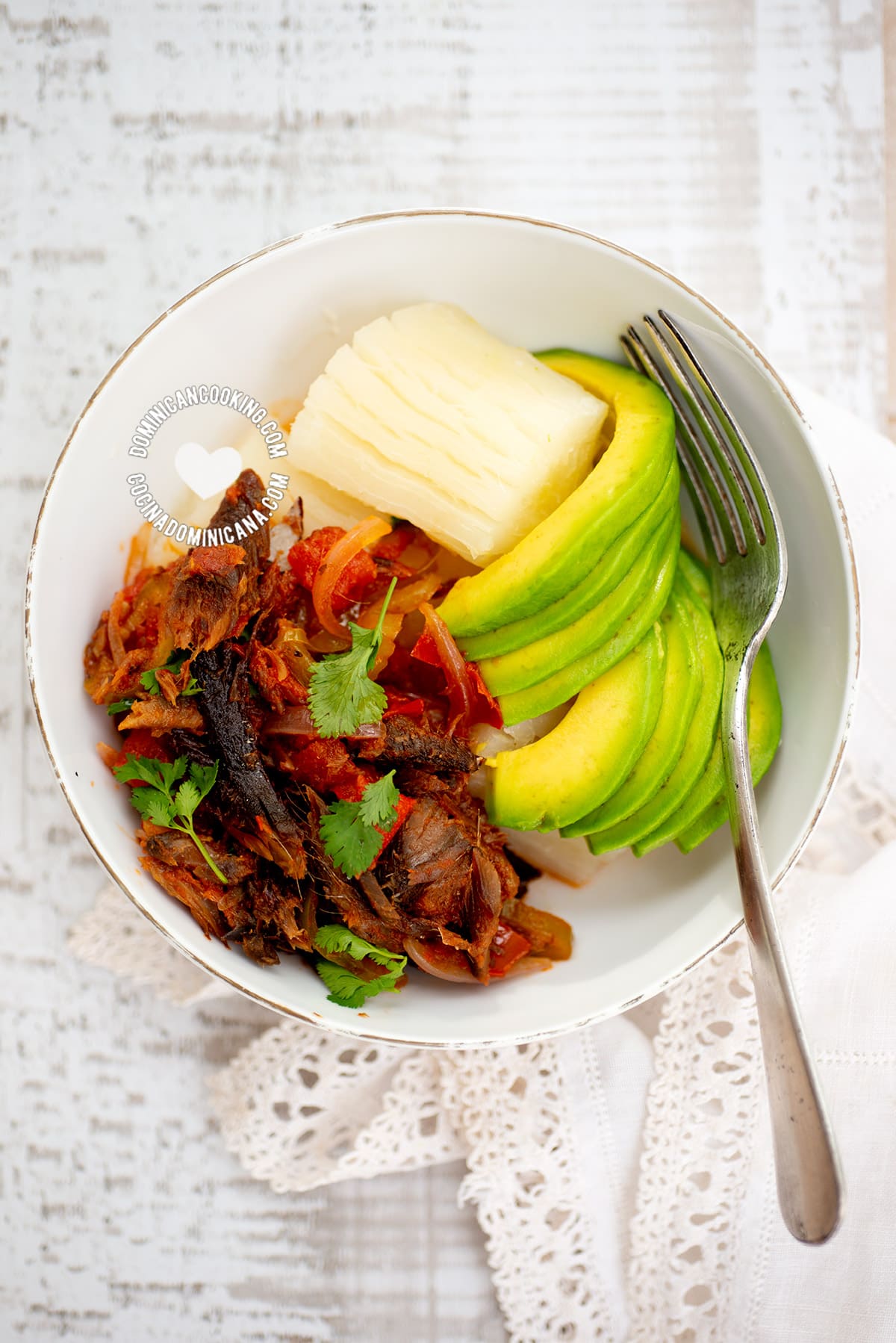 Arenque Guisado (Herrings in Tomato Sauce)