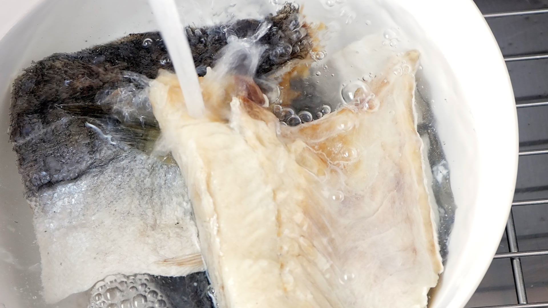 Desalting codfish