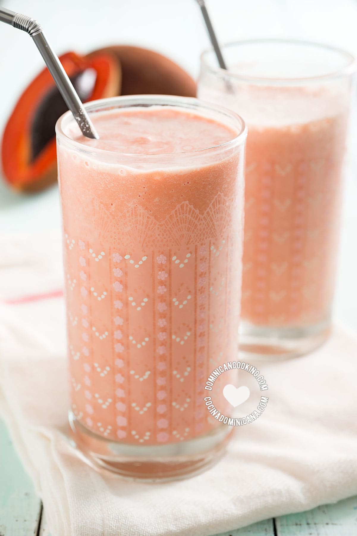 Batida de Zapote Milkshake and Fruit