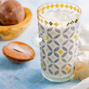 Batida de Níspero (Sapodilla Milkshake)