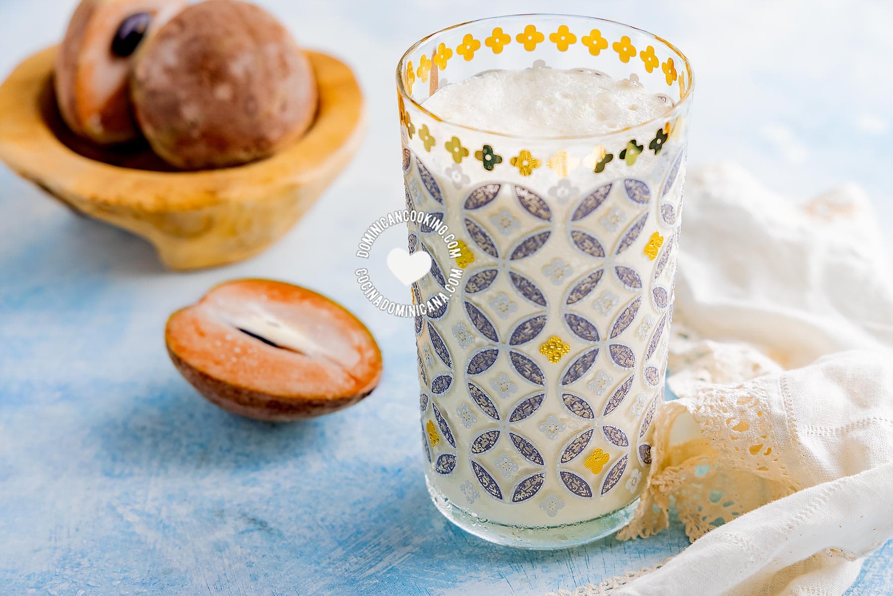 Batida de Níspero (Sapodilla Milkshake)