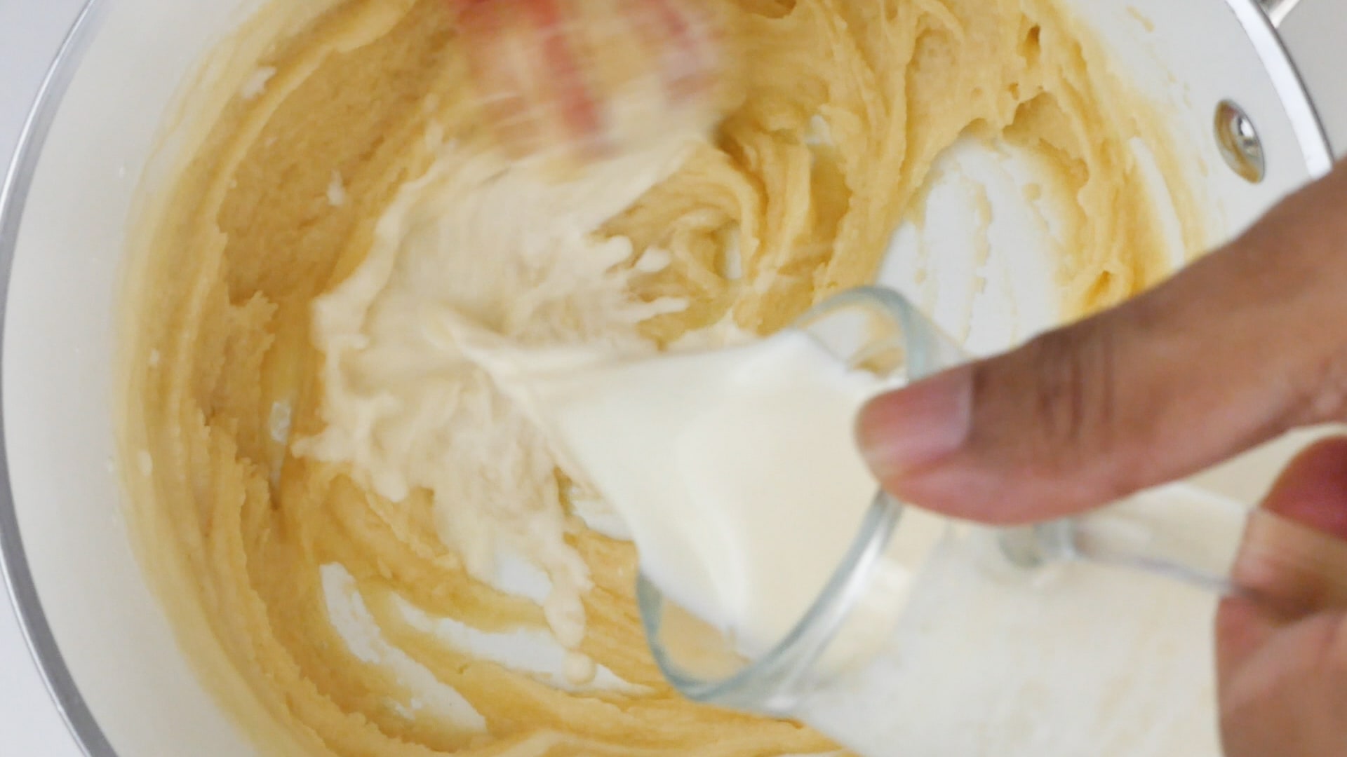 Cooking the bechamel