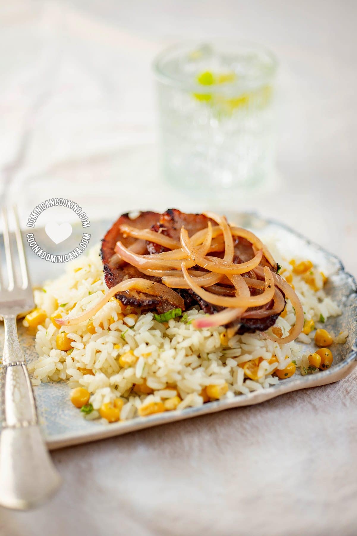 Dominican bistec encebollado (beef steak with onions)