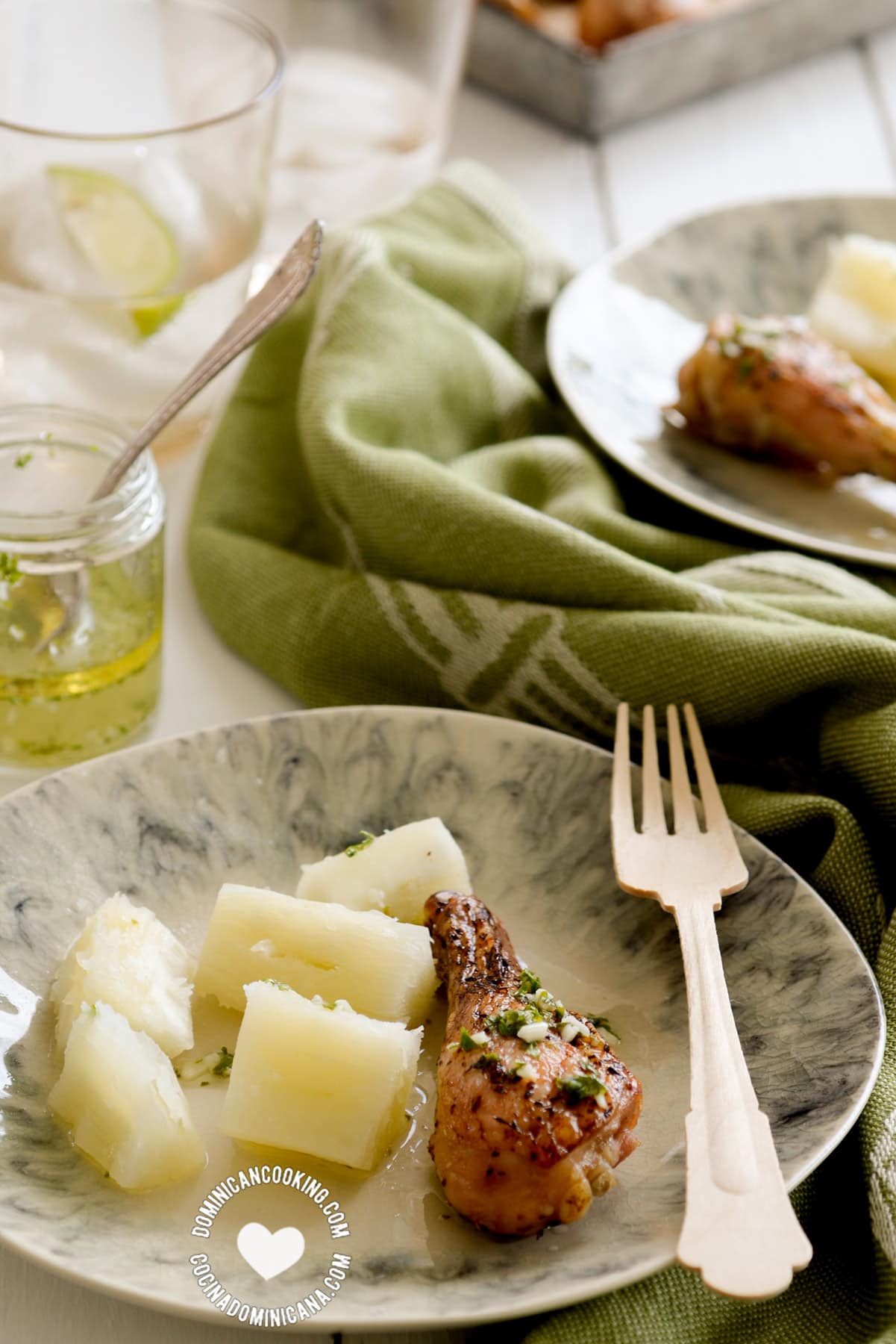 Pollo con Wasakaka (Roasted Chicken with Garlic Sauce) and boiled yuca