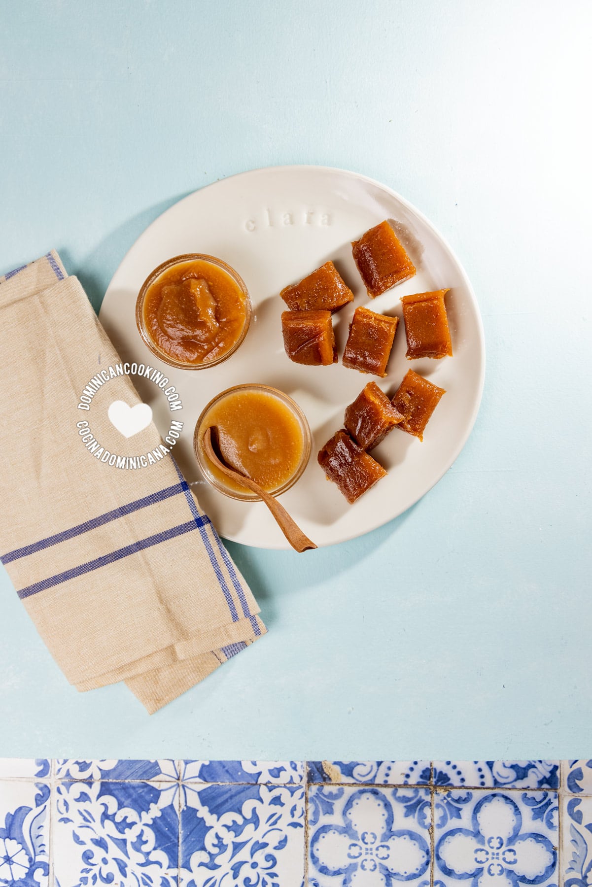 Salsa, Dulce y Pasta de Guayaba (Guava Paste, Jam, and Sauce)