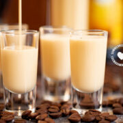 Ponche de café (eggnog coffee)
