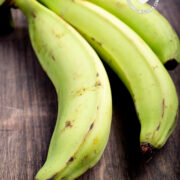 Green plantains (plátanos verdes)