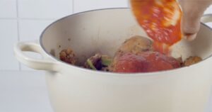 Make sauce