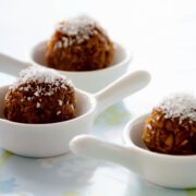 Jalado de coco balls