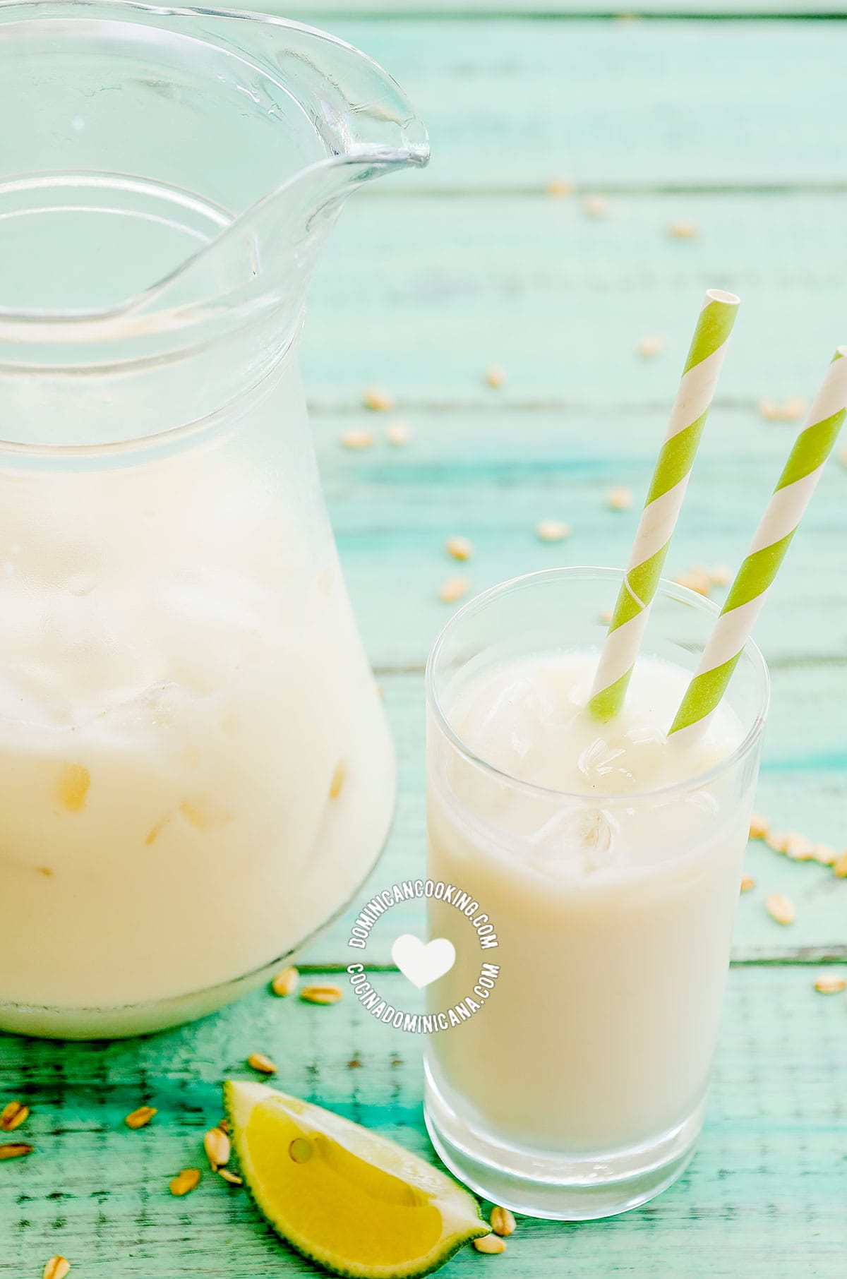 Jugo de Avena (Oatmeal and Milk Drink)