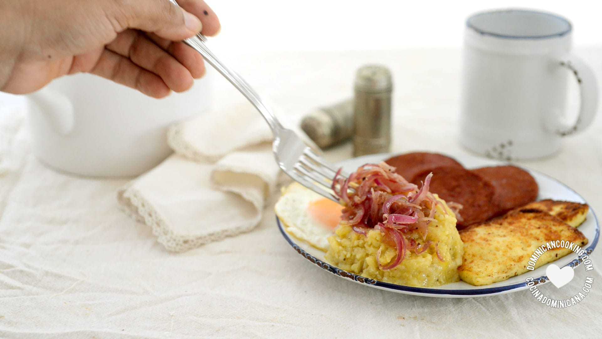 Serving mangu