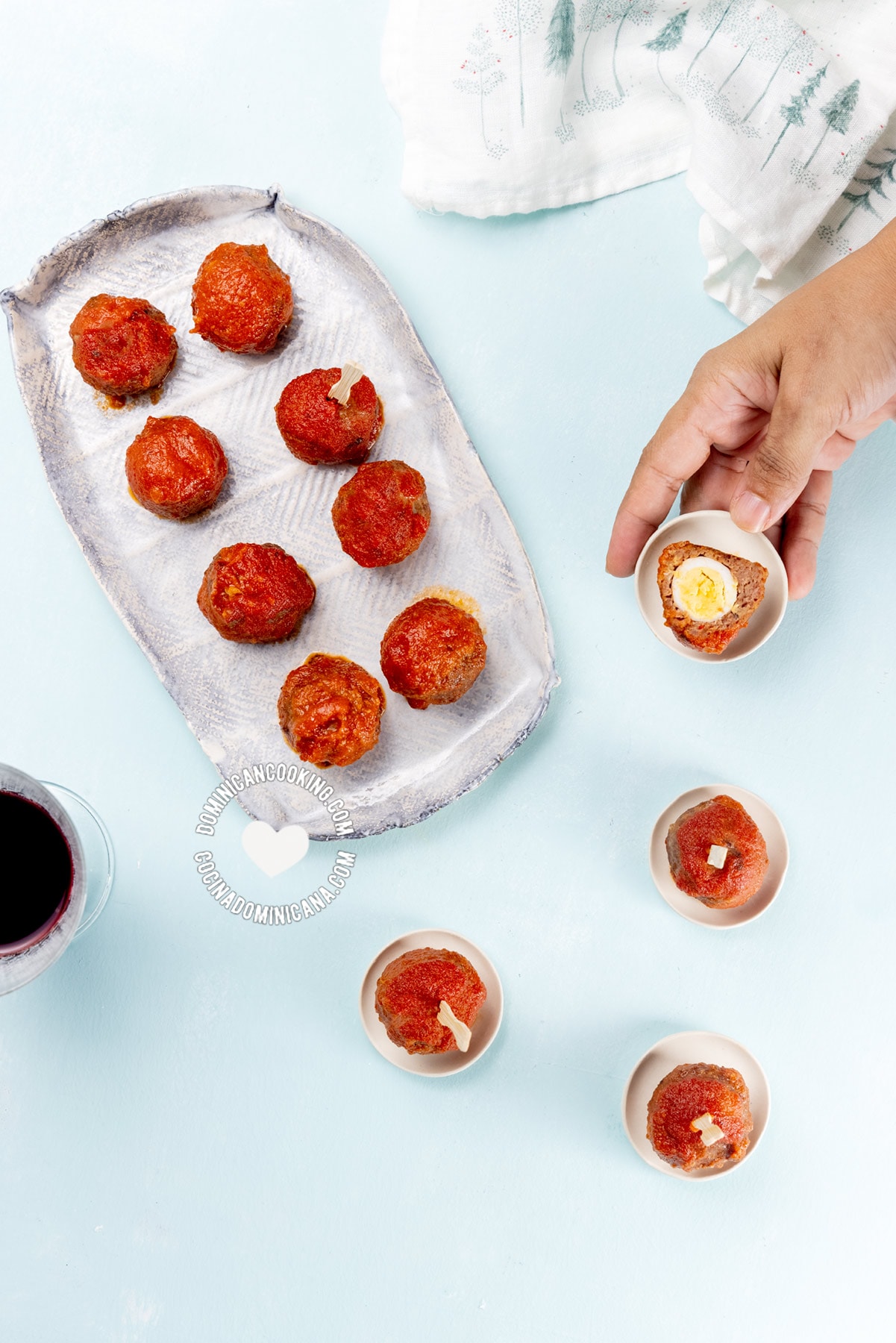 Baked Meatballs Stuffed with Quail Eggs