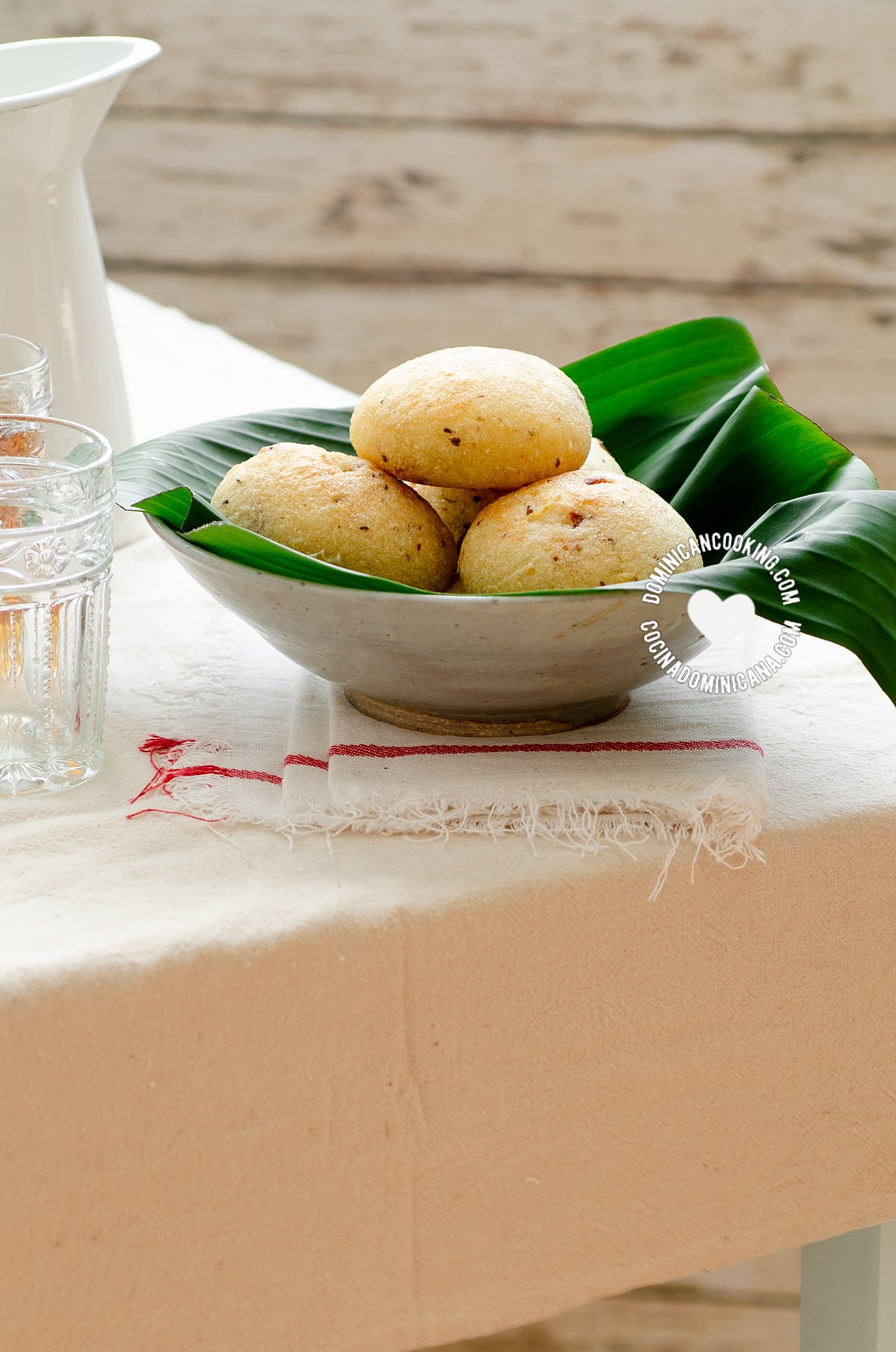 Dominican pan de yuca