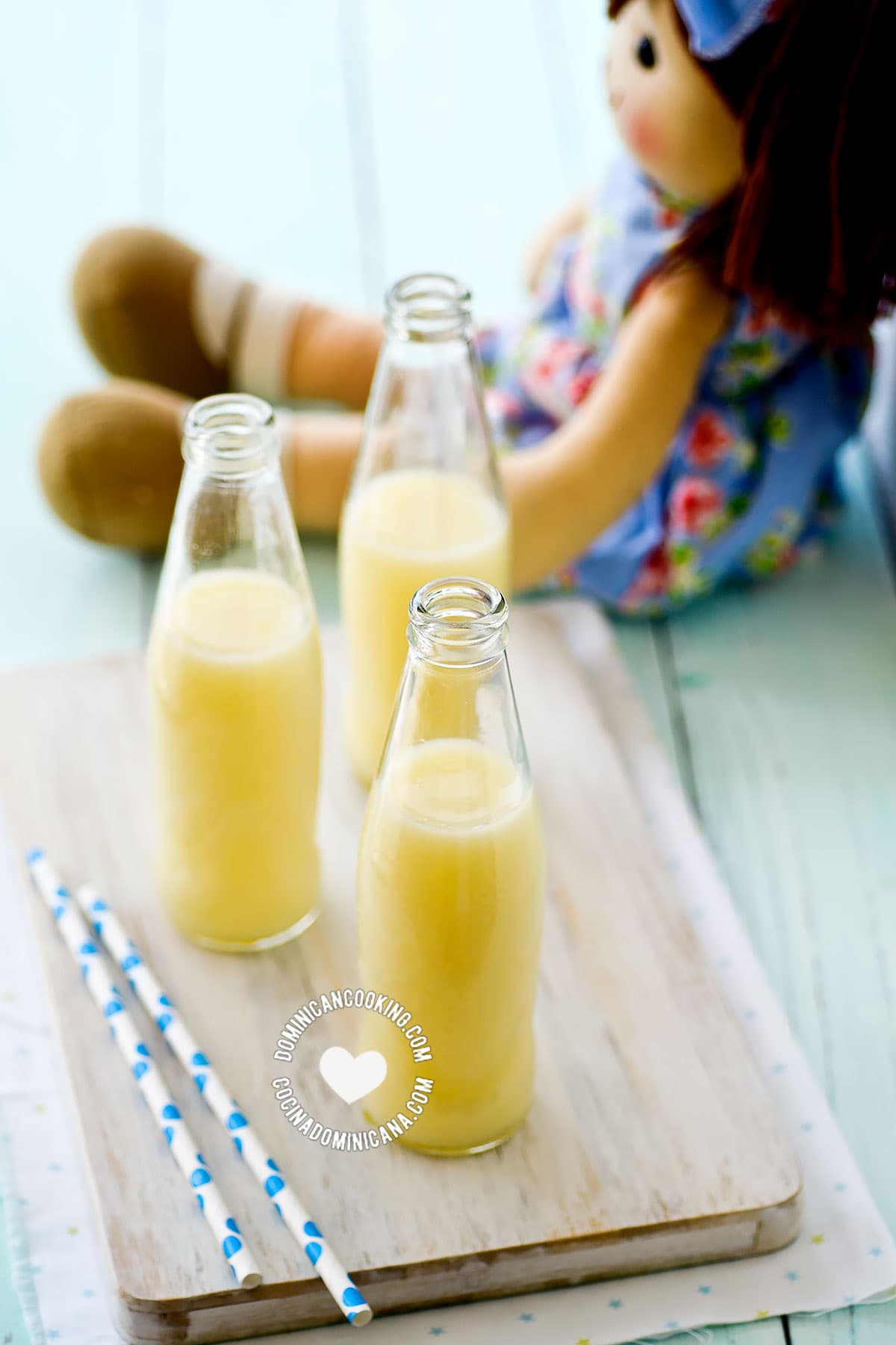 Pera-Piña (Pineapple and Rice Juice)