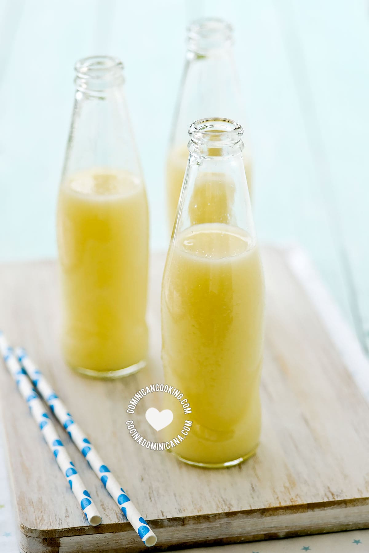 Pera-Piña (Pineapple and Rice Juice)