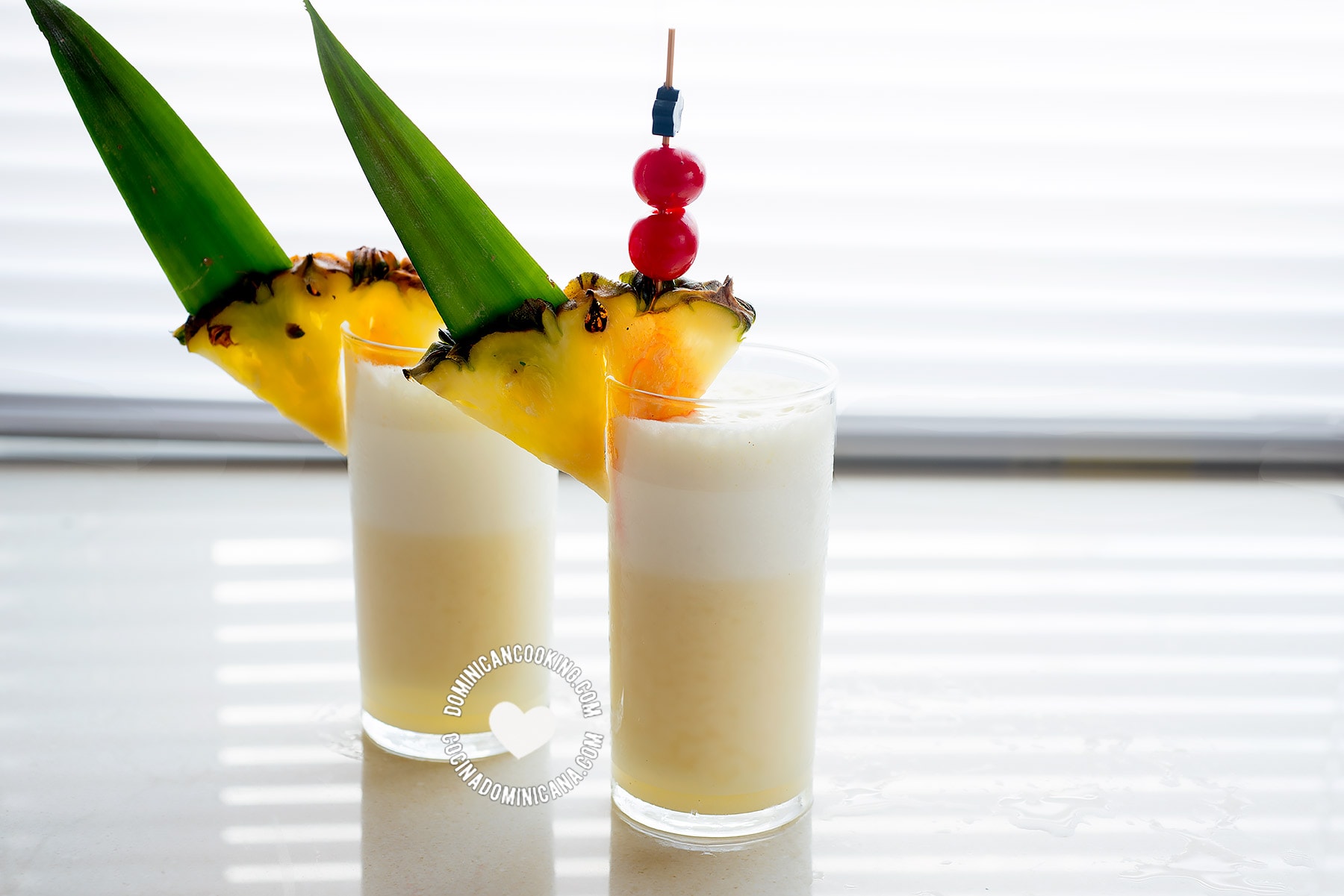 Piña colada glasses