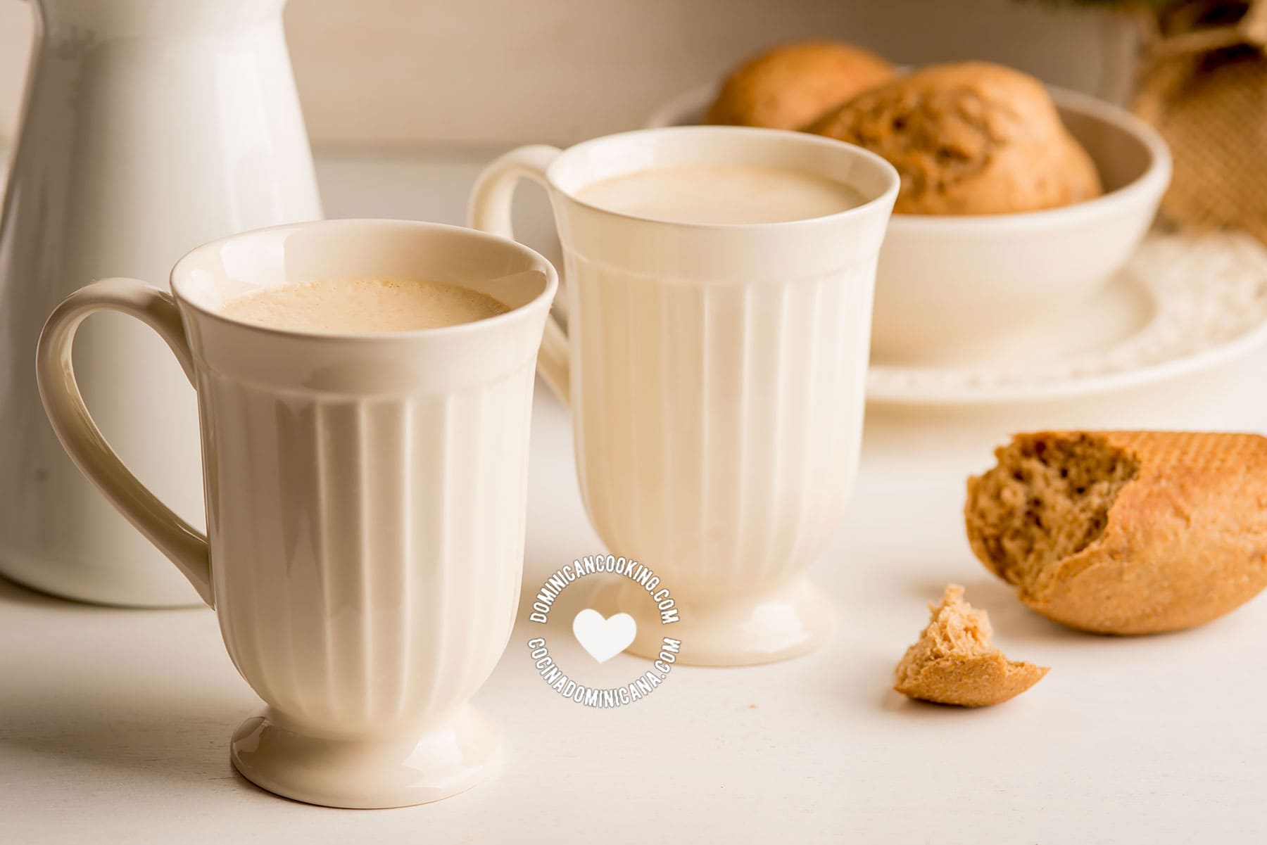 Two Cups of Ponche de Desayuno (Breakfast Eggnog)