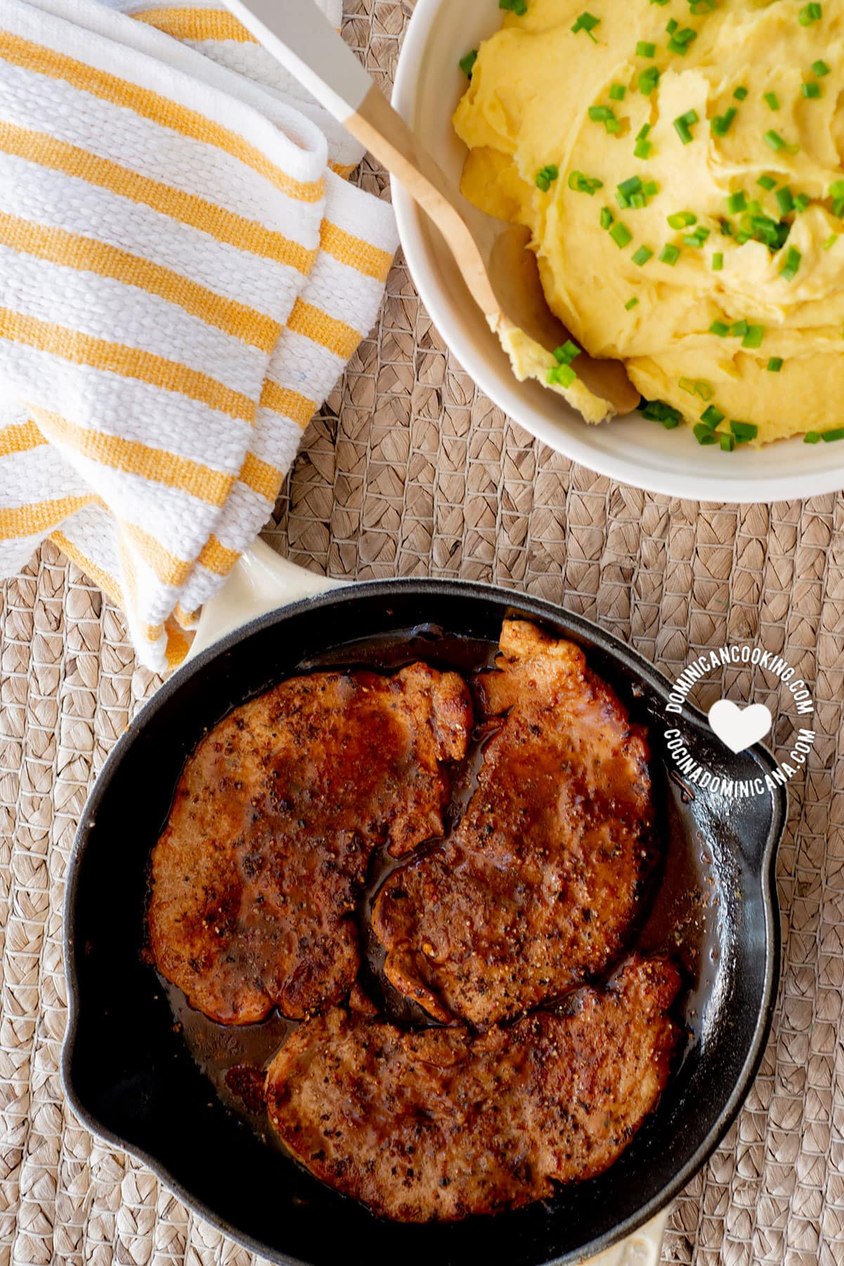 Pork Escalopes with Vermouth Sauce