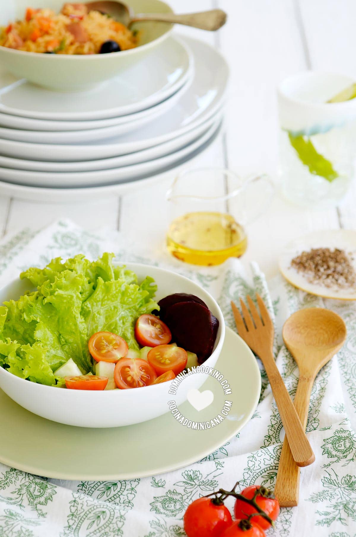 Dominican salad with beetroot