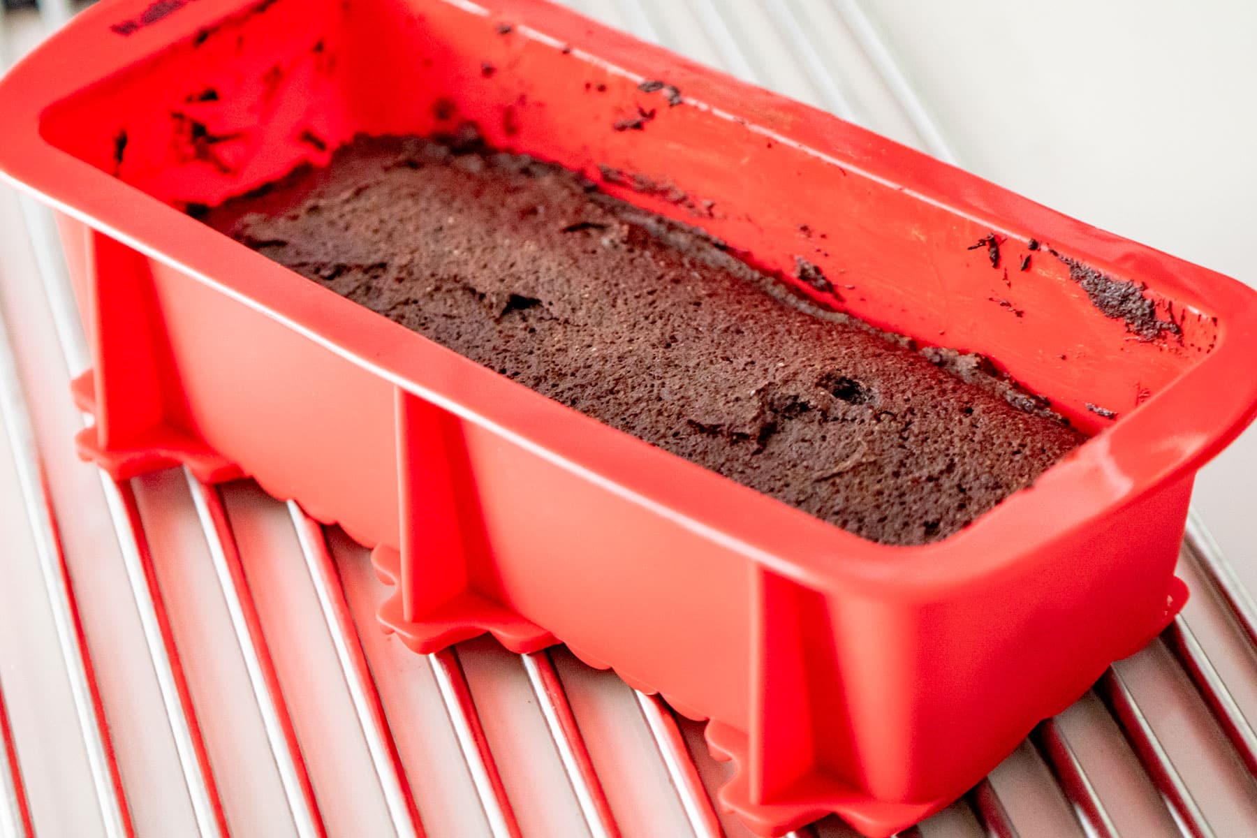 Cooling cake on rack.