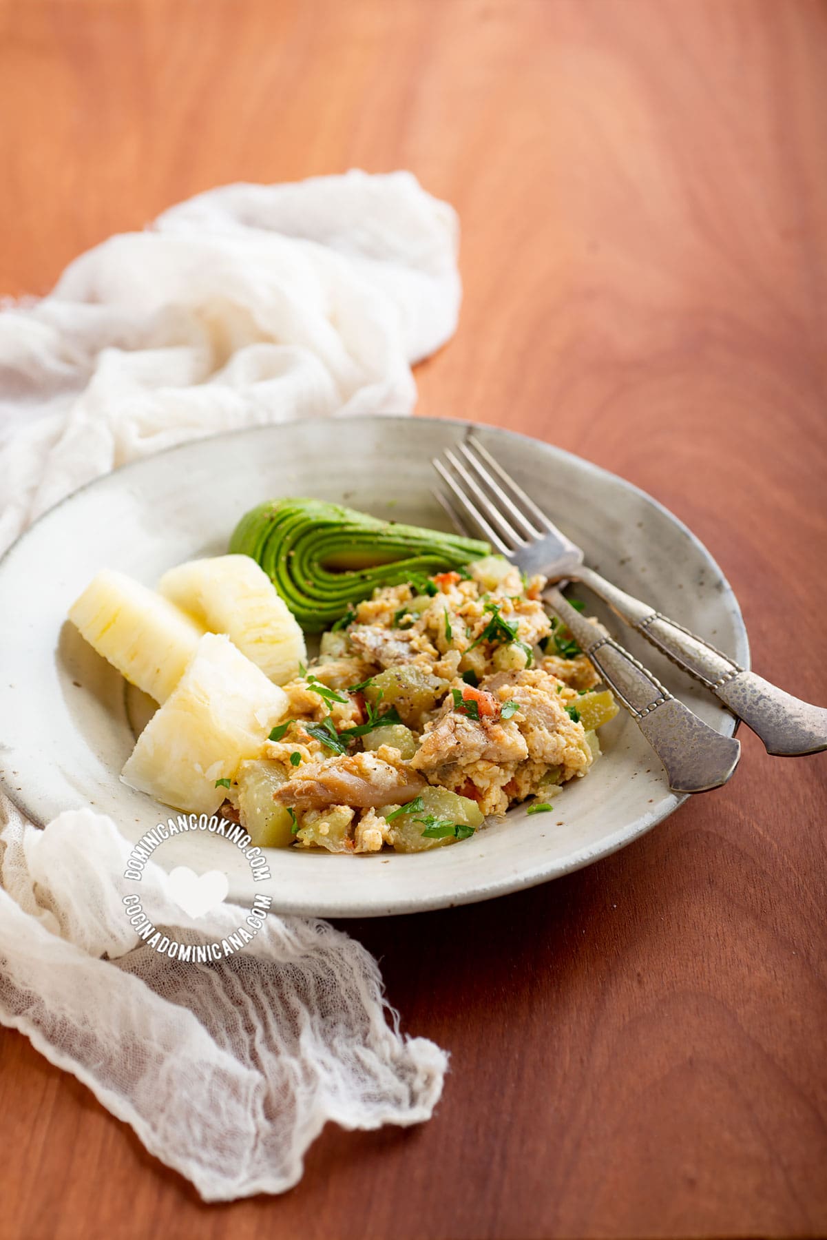 Bacalao con Tayota y Huevo (Codfish with Chayote & Egg)