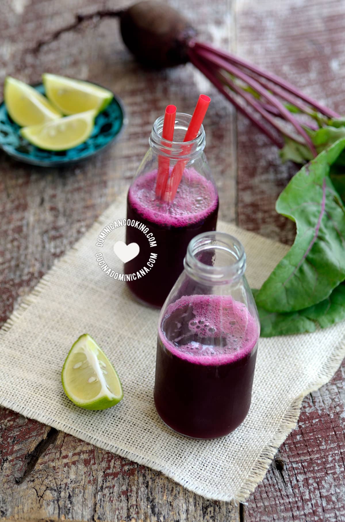 Jugo de Remolacha y Naranja o Limón Recipe (Beet Juice)